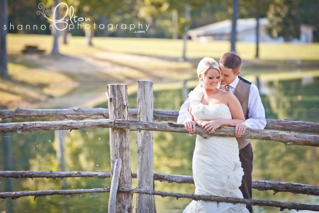 bride and groom, bridge, outdoor, reagan tn, nashville area wedding